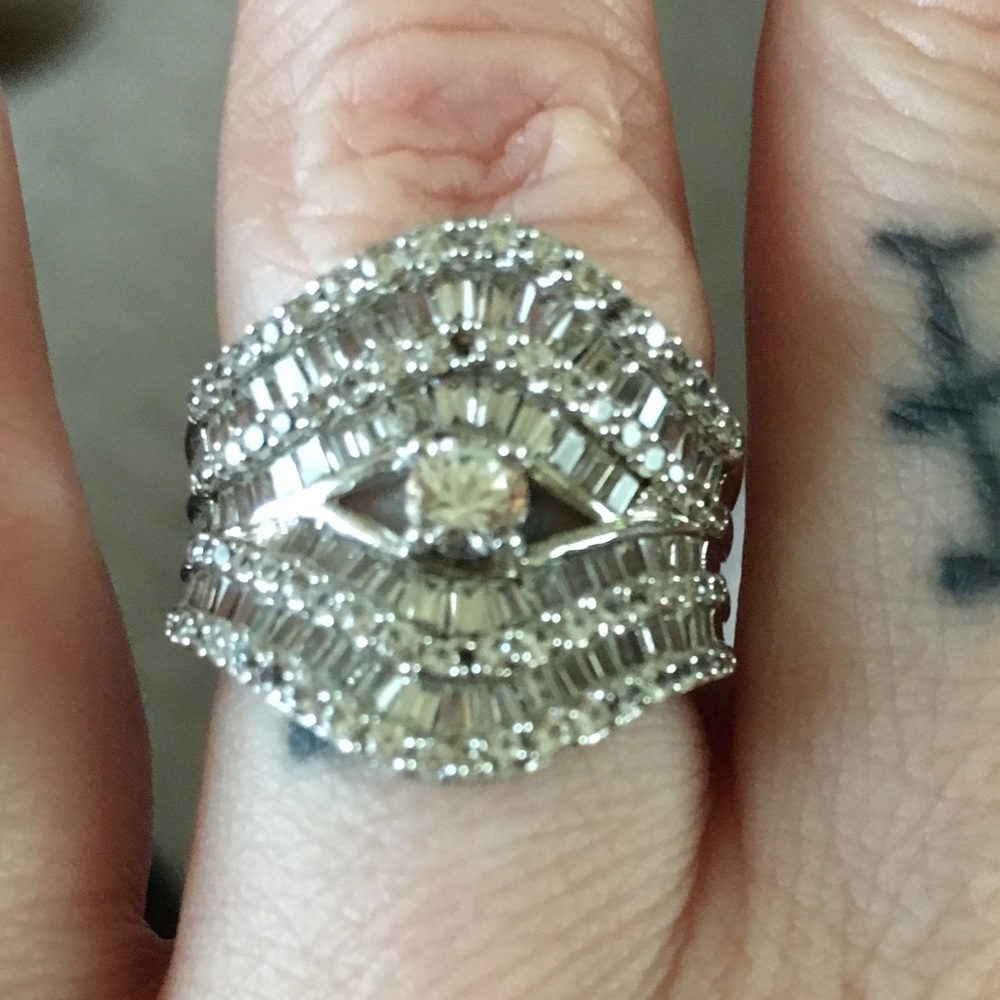 White topaz and sterling silver ring NWOT